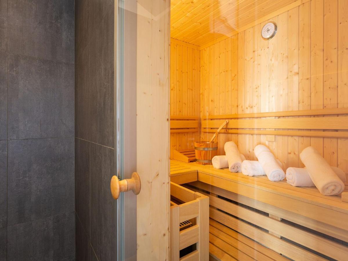 Reetland Am Meer - Premium Reetdachvilla Mit 3 Schlafzimmern, Sauna Und Kamin E05 Dranske Ngoại thất bức ảnh